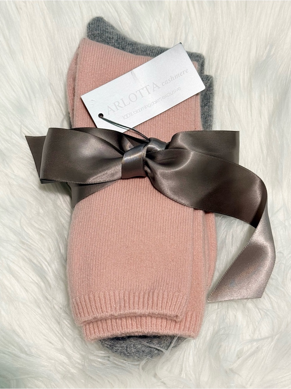 Arlotta Pink and Gray Cashmere Blend Socks